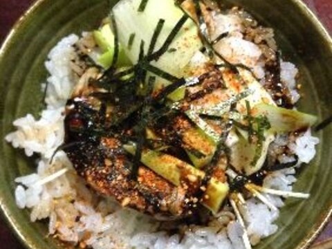 炙り鶏チャーシュー丼【今日の献立】